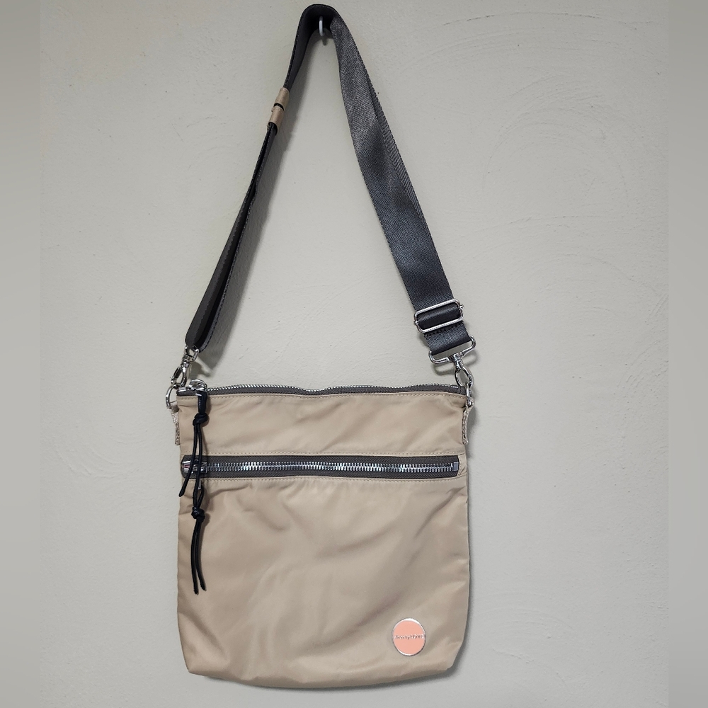shortyLOVE Amuse Medium Crossbody Bag